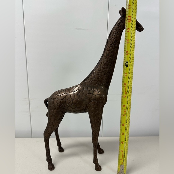 Vintage Bronze Giraffe Sculpture Statue - 17” Tall - Picture 3 of 9